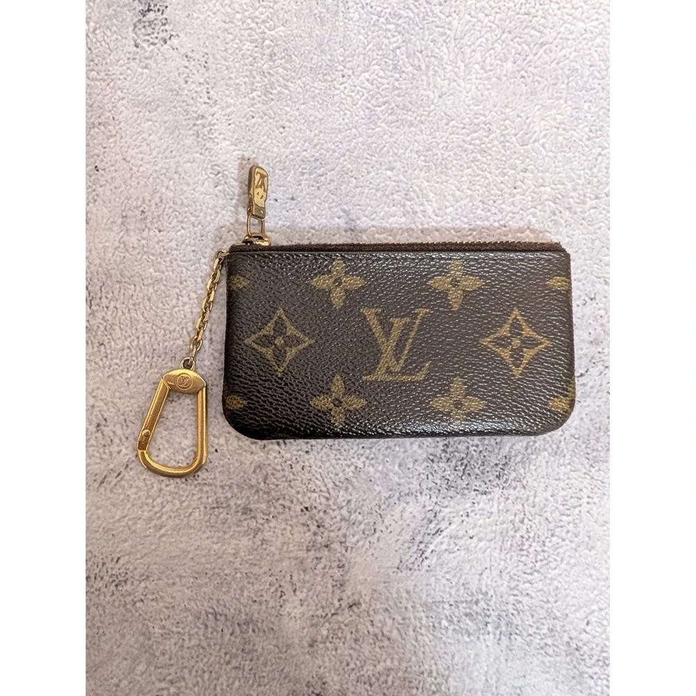 Authentic Louis Vuitton Classic Monogram Canvas Pochette Cles Key Pouch - Picture 5 of 11